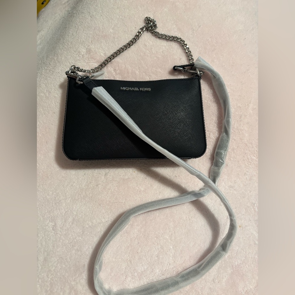 Like New Only Used Once Black Michael Kors Small Crossbody Purse/Shoulder Bag.